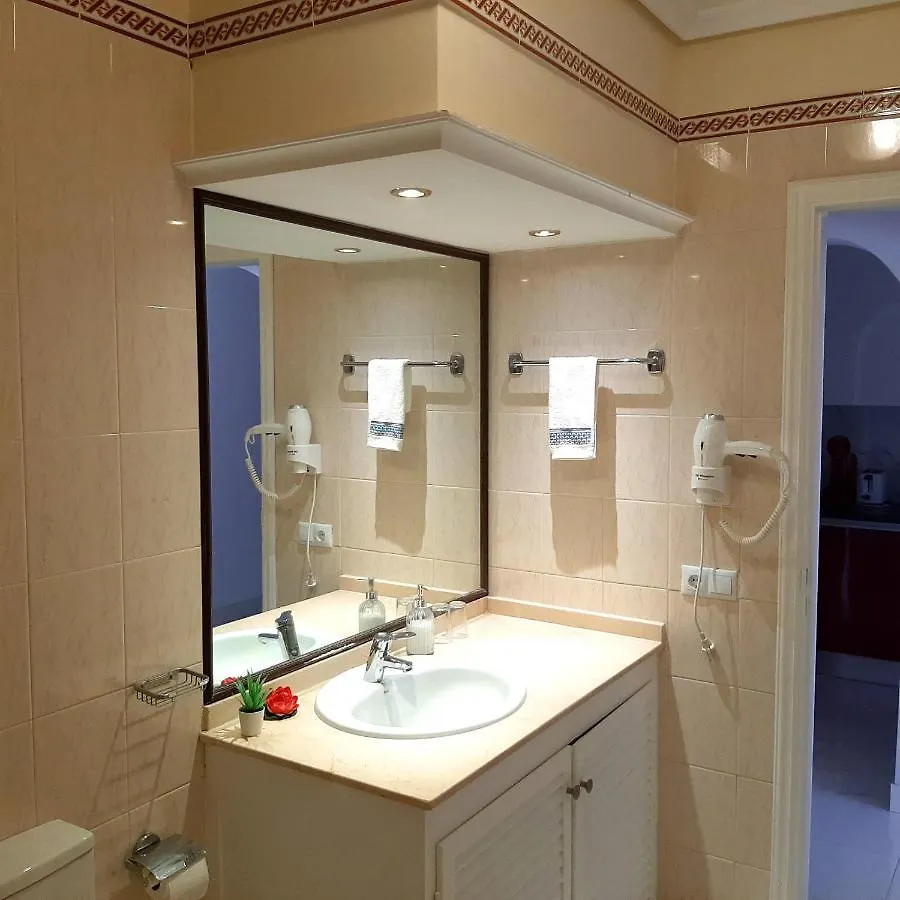Elegant Style 3-Bedroom Brand New Apartment Σαν Μιγκέλ ντε Αμπόνα